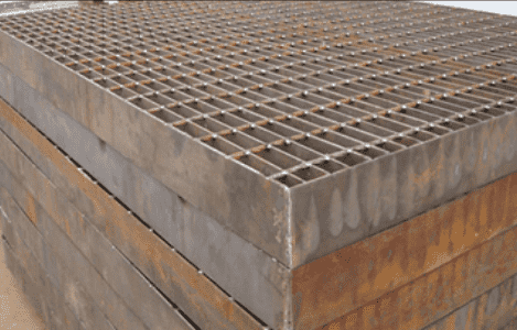 電廠平臺(tái)鋼格柵材料特點(diǎn)用途都有哪些？